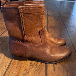 Frye short boot. Worn one season.